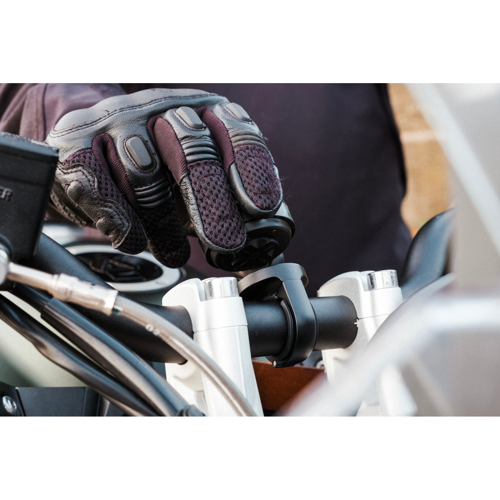 Beeline Bar Clamp Mount BLMNT3BAR#