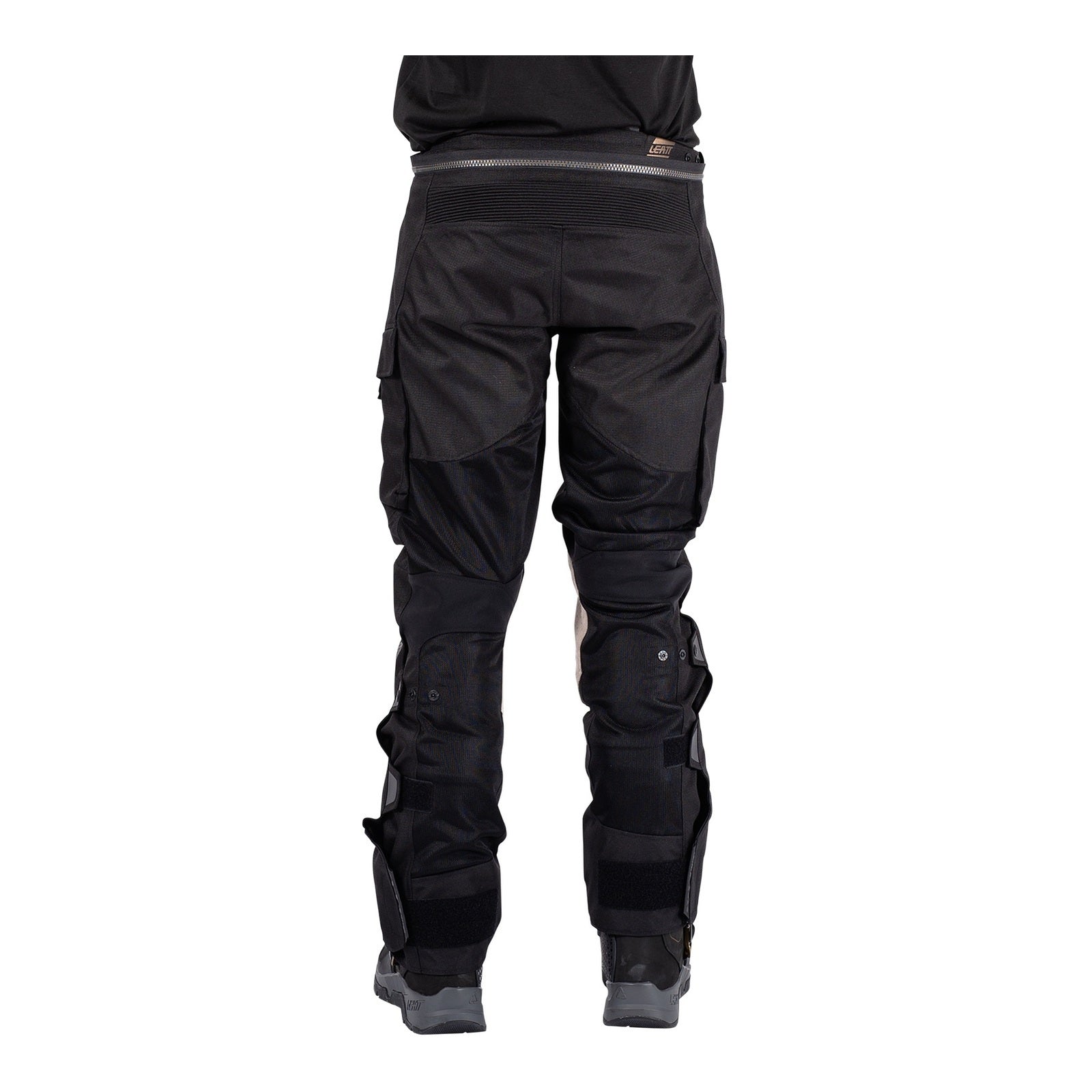 Leatt 5.5 ADV FlowTour Pants (Short) - Stealth (3XL / US40 / EU58) LE5025101442#