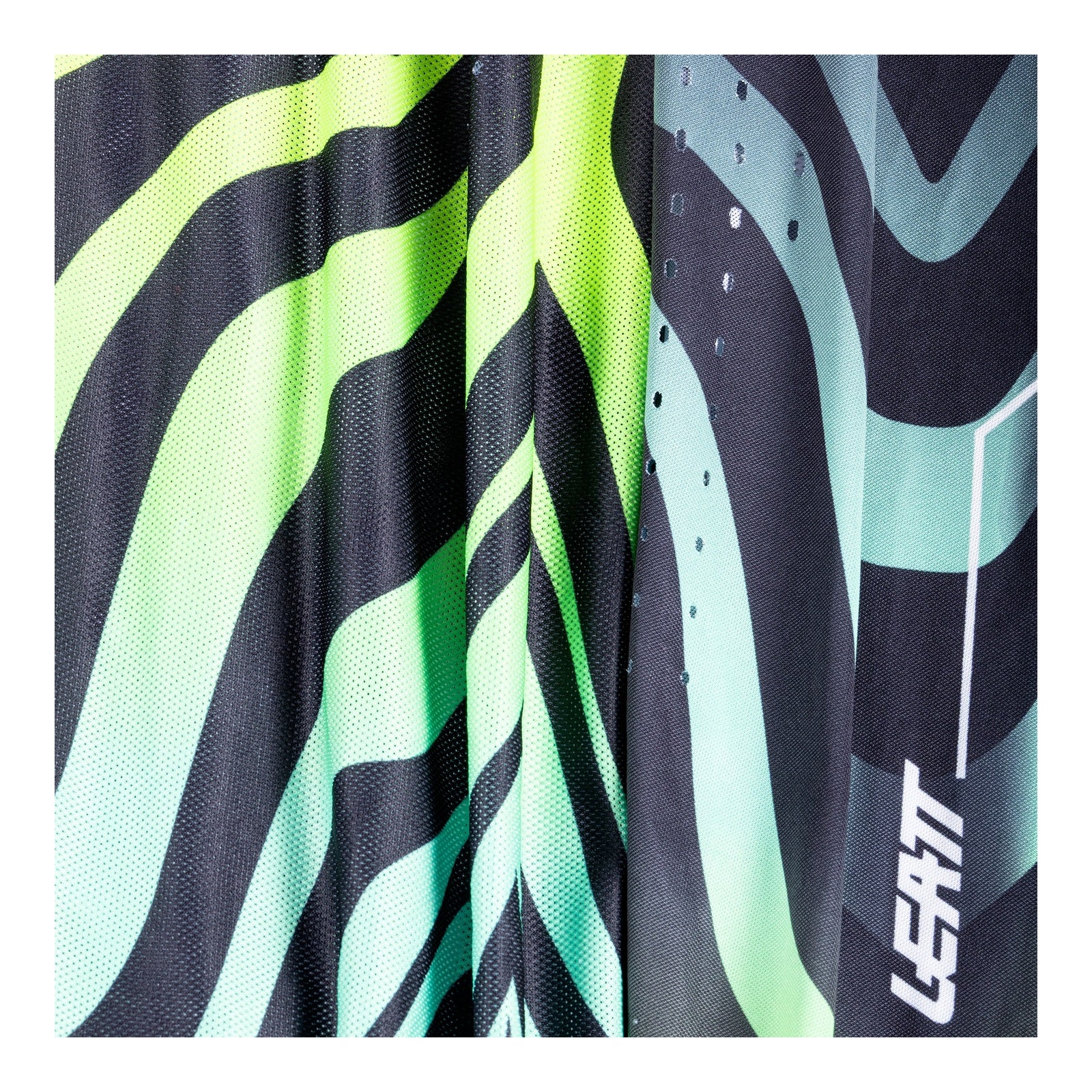 Leatt 5.5 UltraWeld Jersey - Tiger Pink (2XL/US46/EU56) LE5026000204#